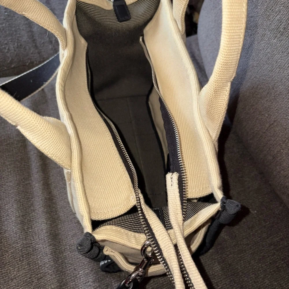 Marc Jacobs Beige and Black Tote Bag - Picture 4 of 6